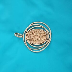 14kt yellow gold druzy pendant